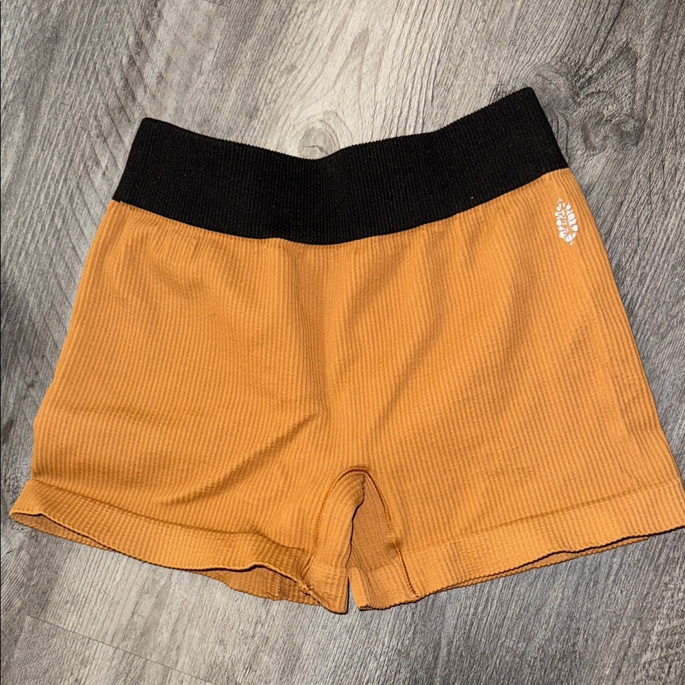 Free People Movement shorts - Picture 1 of 3